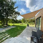 Apartment Janus Country Site Ueduelohazak Szakcs