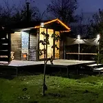 Apartment Janus Country Site Ueduelohazak *