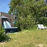 Apartment Janus Country Site Ueduelohazak Szakcs