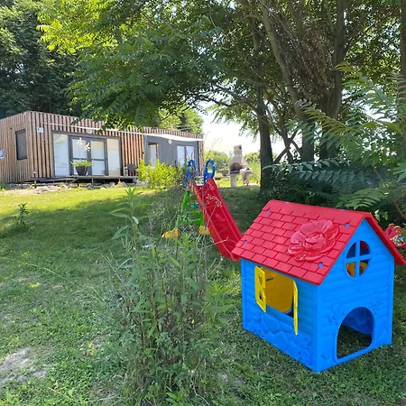 Janus Country Site Ueduelohazak Appartement Szakcs