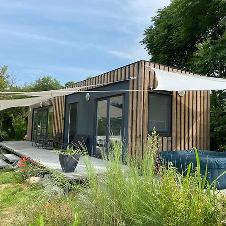 Appartement Janus Country Site Ueduelohazak Szakcs