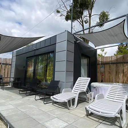 Janus Country Site Ueduelohazak * Szakcs