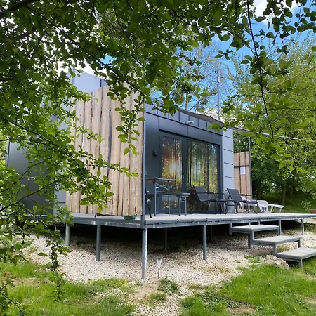 Janus Country Site Ueduelohazak * Szakcs