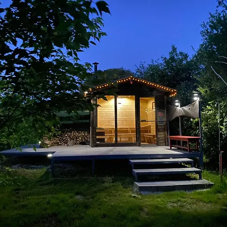 Janus Country Site Ueduelohazak Apartment *