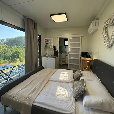Janus Country Site Ueduelohazak Apartment